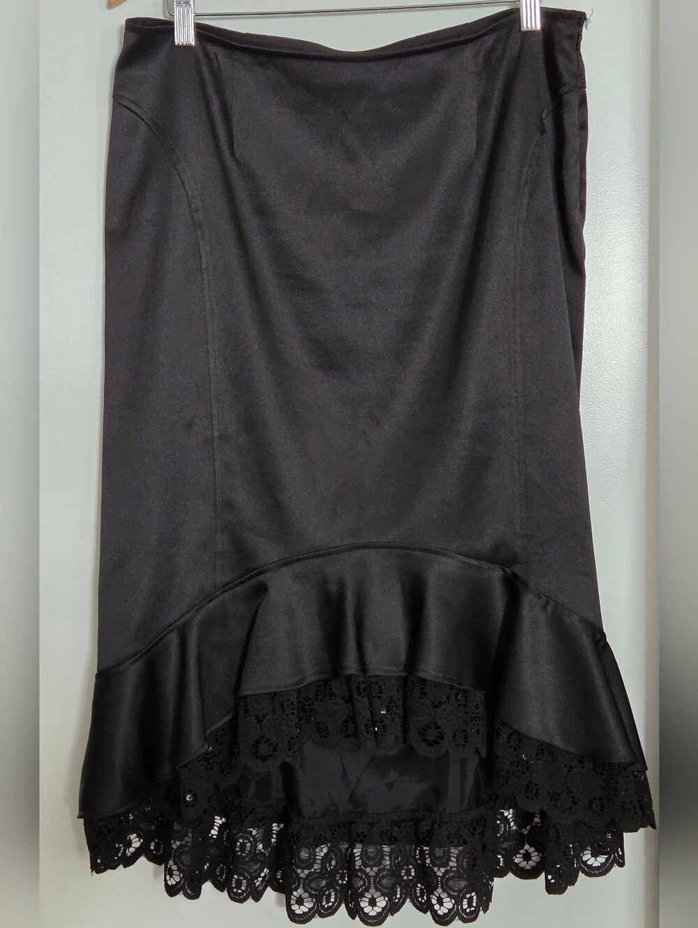 KM Collections  Black Lace-Trim Ruffle Hem Women's Skirt Size 14